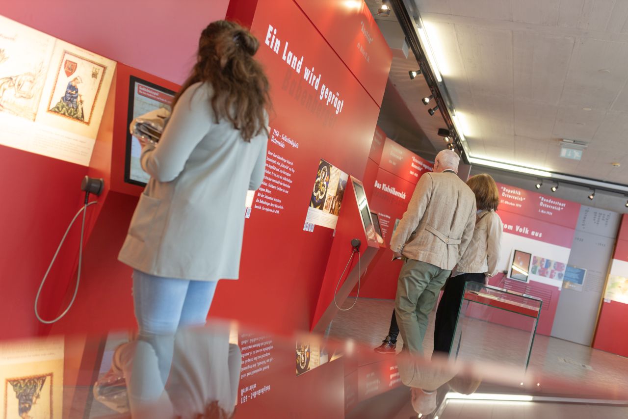 In der multimedialen Ausstellung